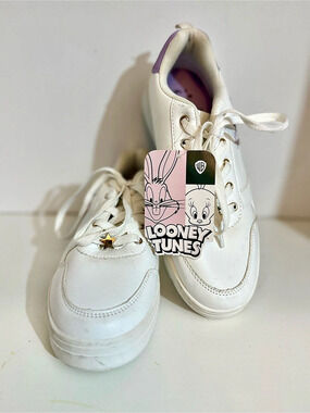 Looney Tunes Space Jam sneakers White & Purple Women’s Size 8 NWT
